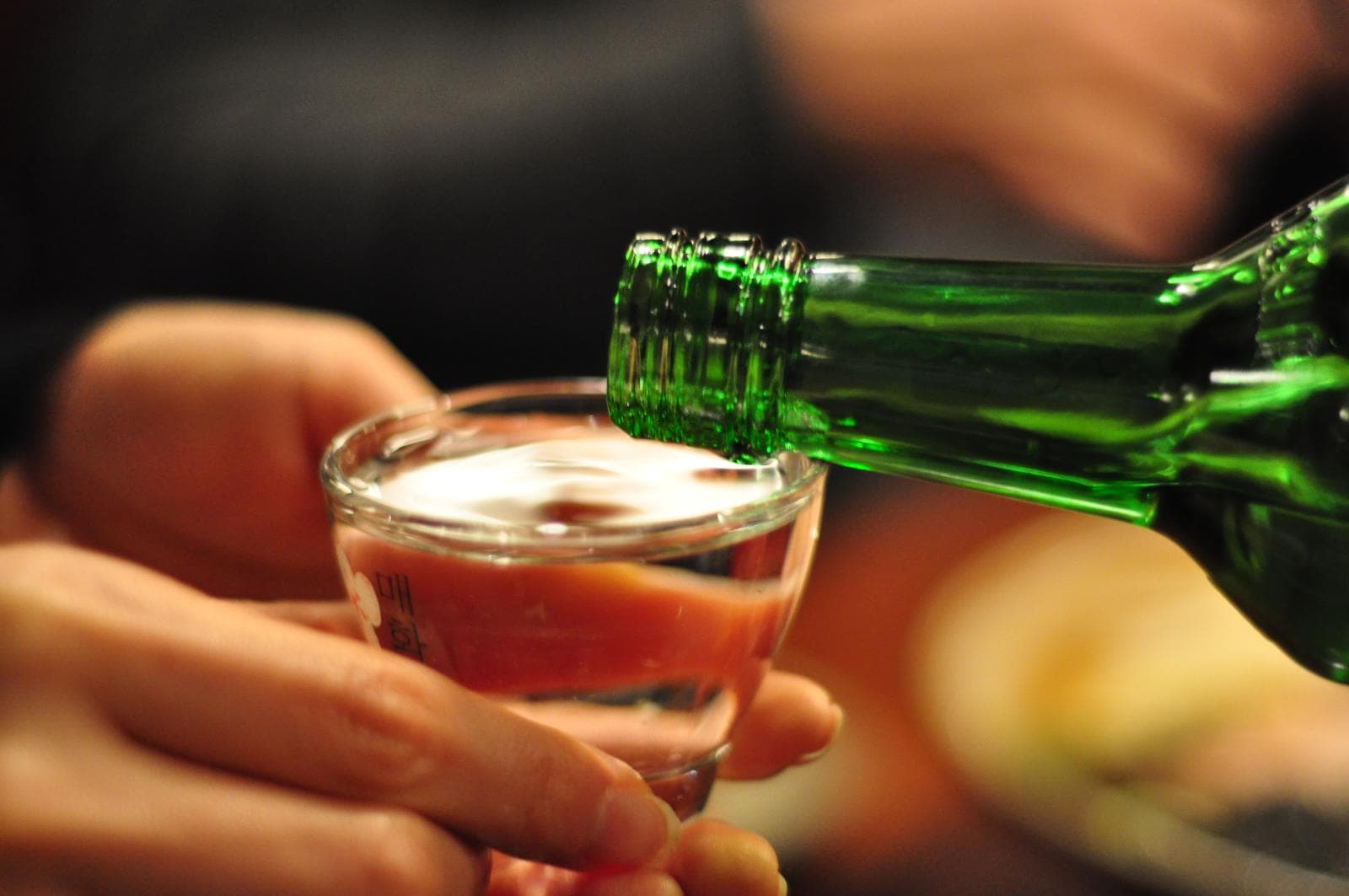 Soju, l'alcool national de Corée du Sud.